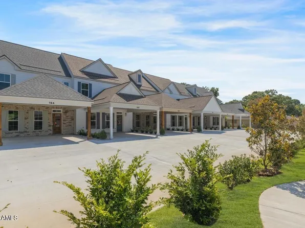 188 Emerite Dr, Lafayette, LA 70506