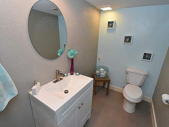 4th image of 12800 Briar Forest Dr Unit 161