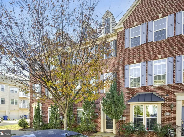 3717 Hansberry Ct NE, Washington, DC 20018