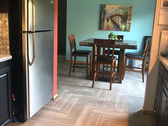 Main floor kitchen/dining 