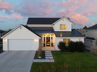 1232 Meadow Hills Dr, Richland, WA 99352