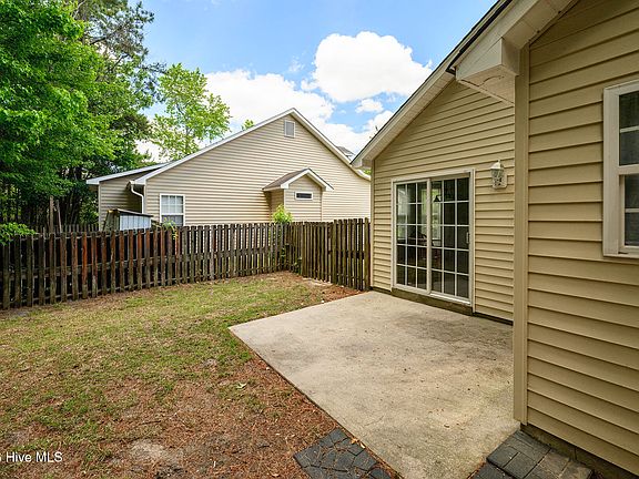 4th image of 228 Forest Park Drive