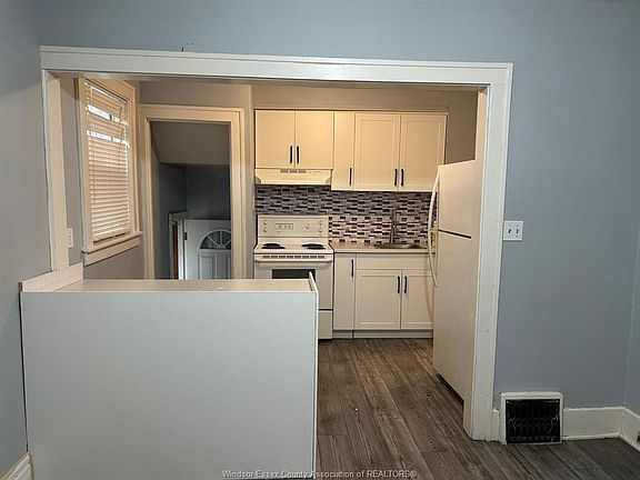 5th image of 770 Randolph Ave
