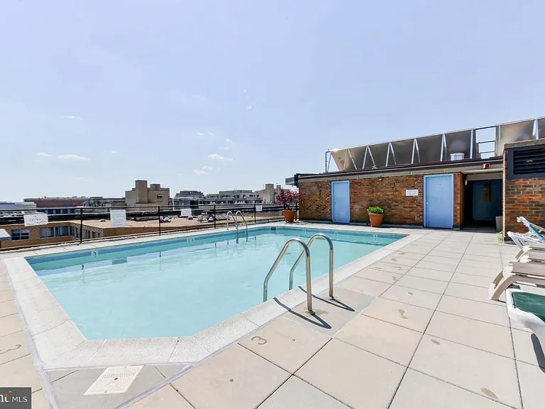 1718 P St NW #T17 — Photo 11