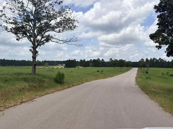246 Meadow View Dr, Woodville, TX 75979
