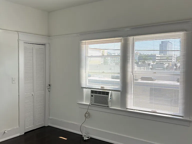 1728 Wilcox Ave #1732-1/2 — Photo 4
