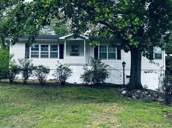 1402 Fairmont Dr., Neosho, MO 64850