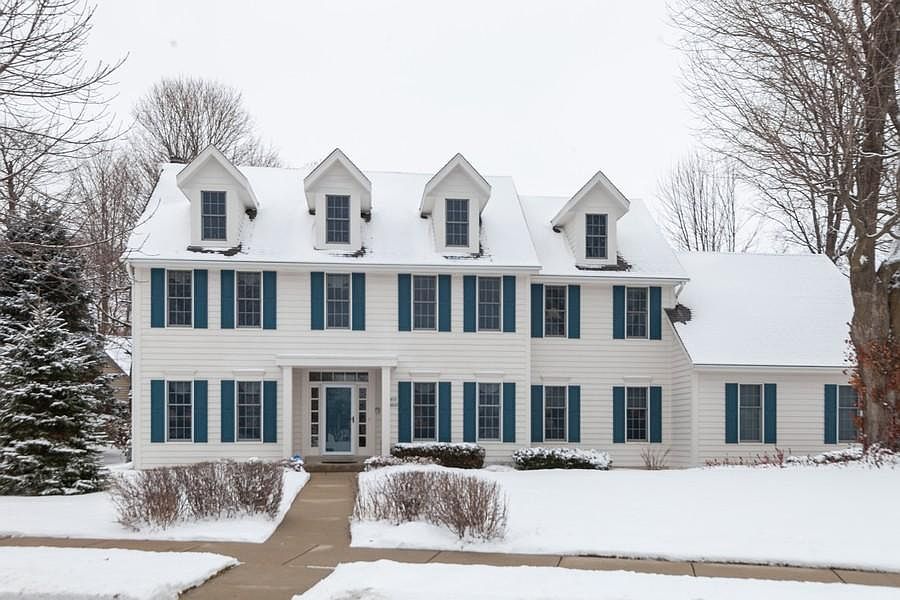1st image of W73N333 Cedar Pointe Ave