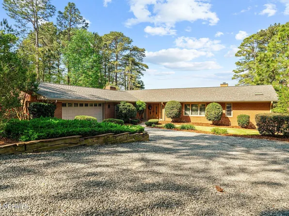 137 Owens Circle, West End, NC 27376