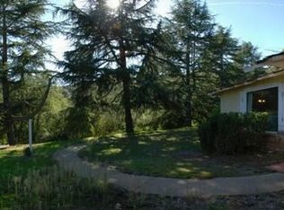 11001 Magdalena Rd, Los Altos Hills, CA 94024