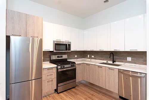 2550 Wabash Photo 1