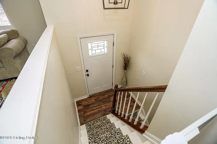 5203 Baywood Dr — Photo 2