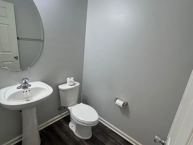 148 Grissom Dr — Photo 9