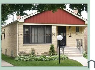 9762 S Maryland Ave, Chicago, IL 60628