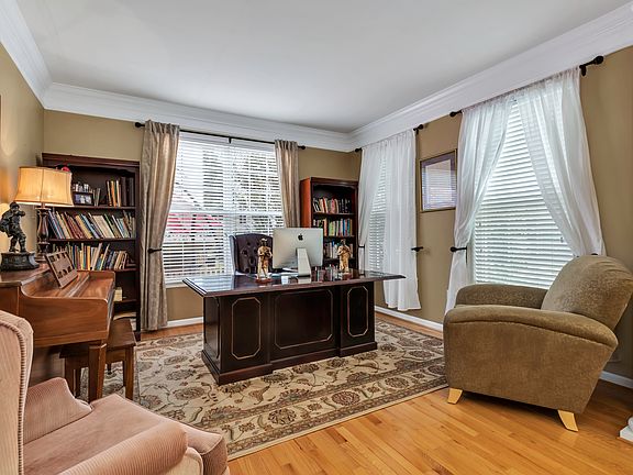 3rd image of 14936 Southern Crossing St