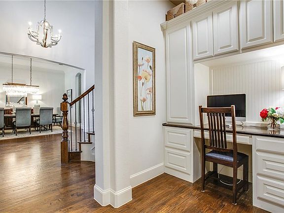 5th image of 7222 Greystone Ln