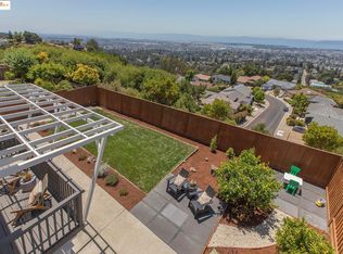 381 Crestmont Dr, Oakland, CA 94619