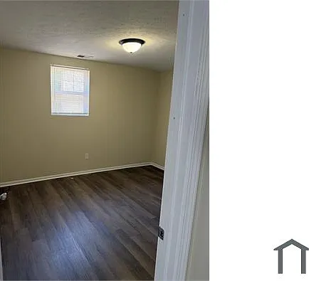 2700 Greenwood Ave — Photo 6