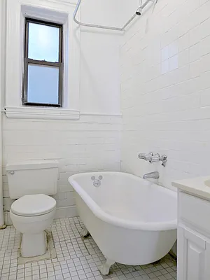 Rented by Metropolitan Equities | media 6