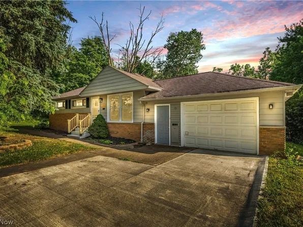 5124 Donovan Dr, Garfield Heights, OH 44125