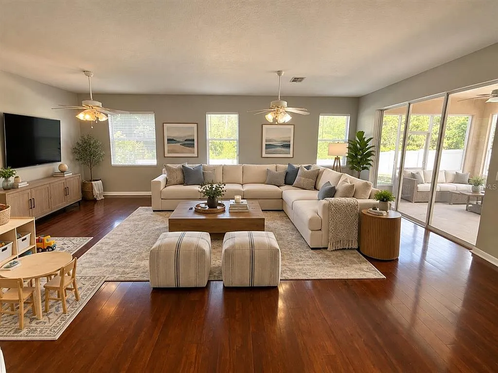 4 bed, 3.0 bath, 2476 sqft, $2,700 — Photo 2