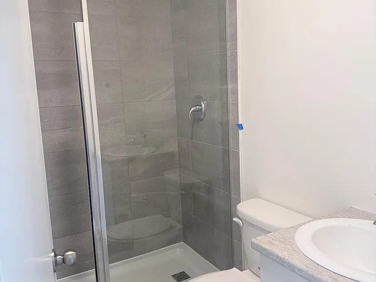 16 Melbourne Ave #320B — Photo 20
