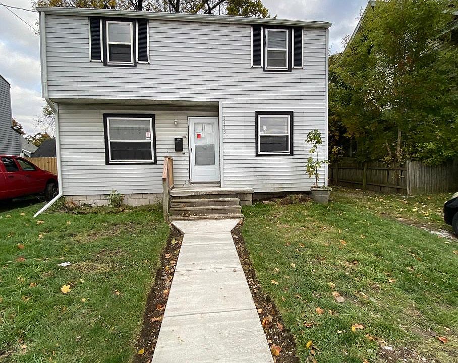 1st image of 1113 W Saginaw St
