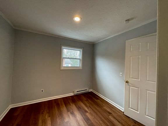 2nd image of 818 Powhatan Ave #10722357