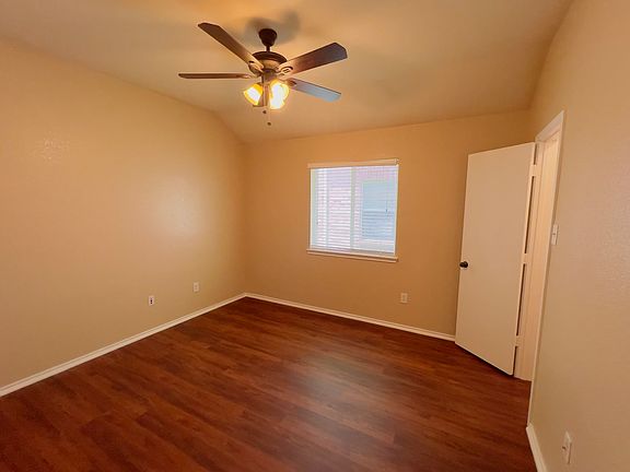 5th image of 1031 Johnson City Ave