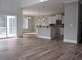 300 Crossing Ct, Myrtle Beach, SC 29588