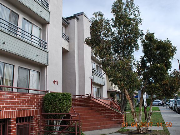 3rd image of 411 Palm Dr APT 204