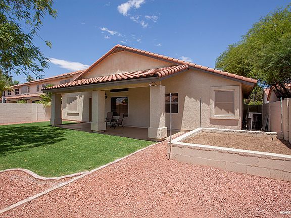 3rd image of 5761 W Windrose Dr