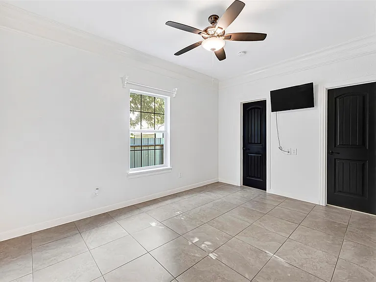509 Joan Of Arc Dr — Photo 21
