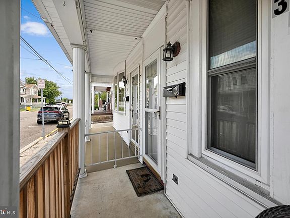 5th image of 31 S Stanton St