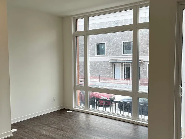 10 David Eyer Rd #1209 — Photo 4