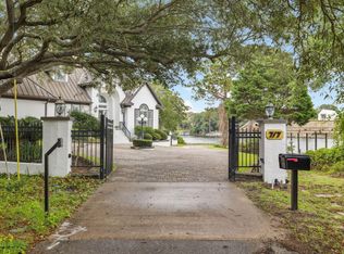 717 6th St, Destin, FL 32541