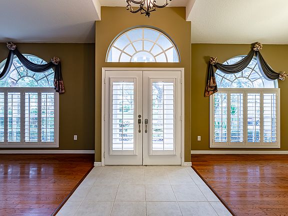 2nd image of 4084 Mirabella Pl