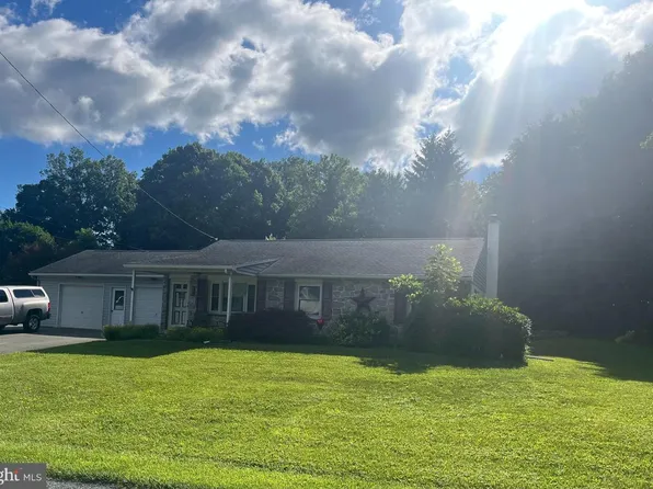 451 Saylors Mill Rd, Spring City, PA 19475