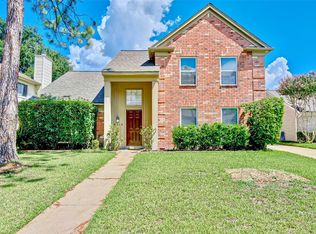 8318 Sparkling Springs Dr, Houston, TX 77095