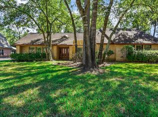 214 Laura Ln, Conroe, TX 77385