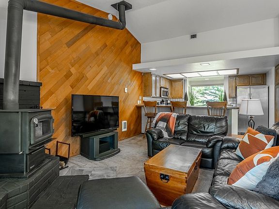 3rd image of 384 Joaquin Rd #35