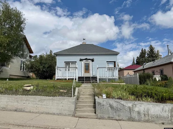619 Topaz St, Kemmerer, WY 83101