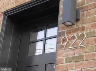 922 Mountain St, Philadelphia, PA
