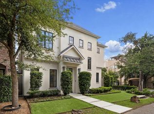 4521 Blossom St, Houston, TX 77007