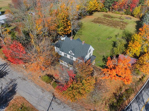 3rd image of 808 Mountain Road