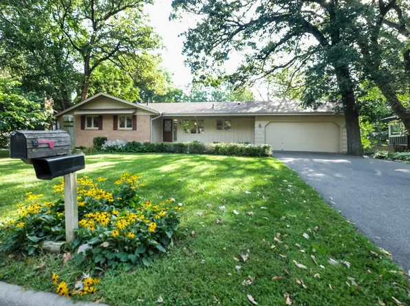 13309 Oliver Ave S, Burnsville, MN 55337