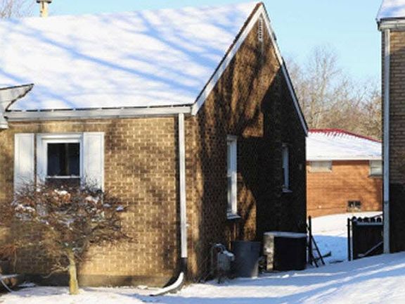 3rd image of 550 Titus St