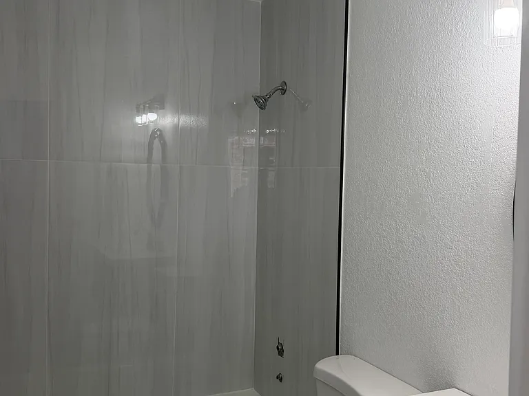 2735 Magdalina Dr #2D — Photo 2