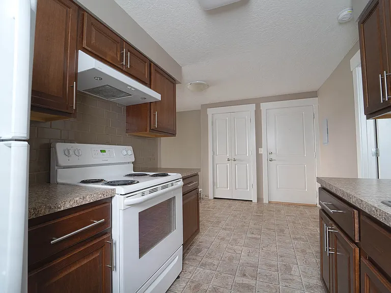 Railhead Apartments — Photo 10