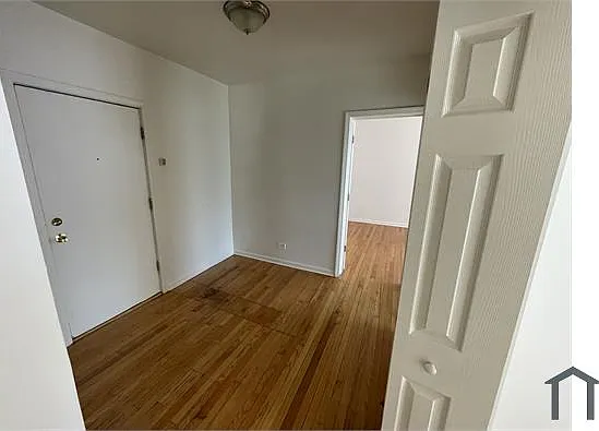 7 S Mayfield Ave #204 — Photo 6